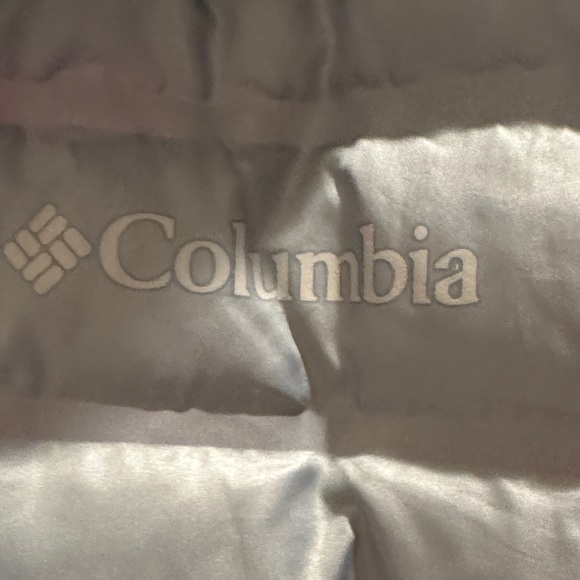 Columbia Pink Jacket - Picture 3 of 4